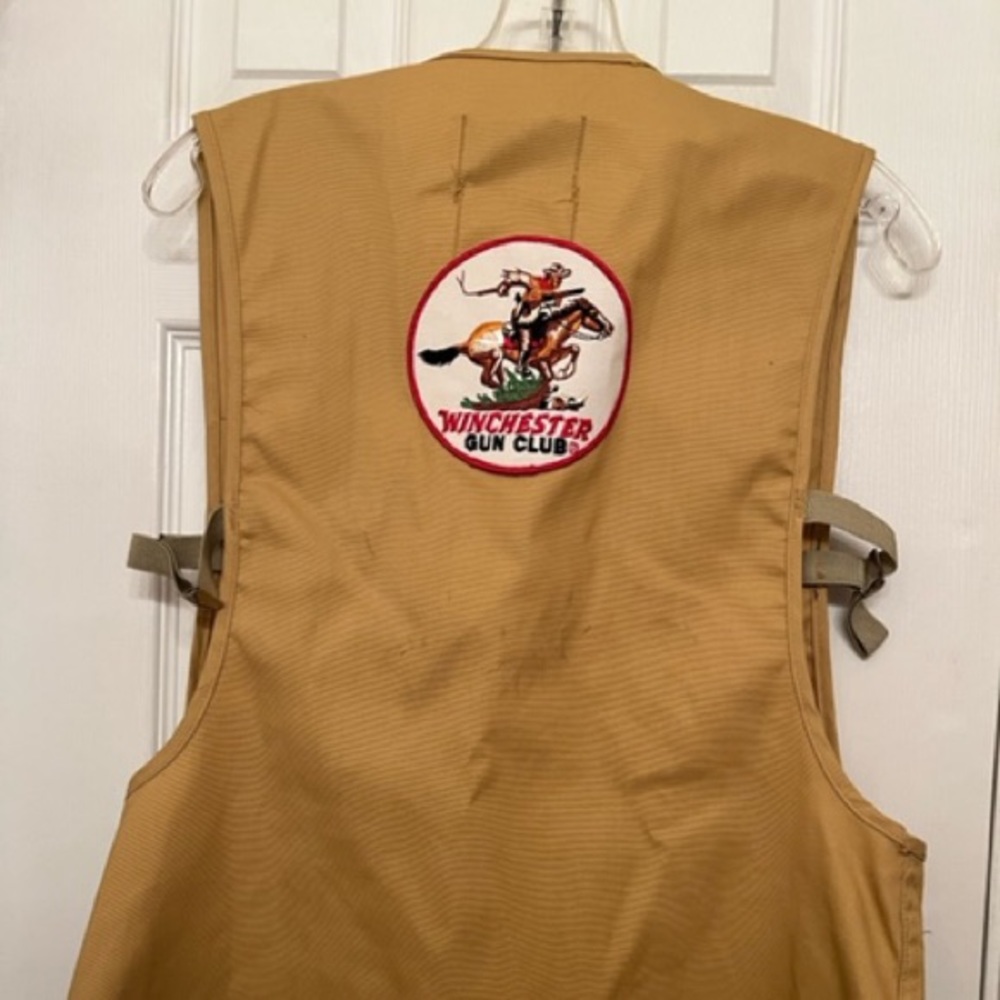 Redhead hunting vest